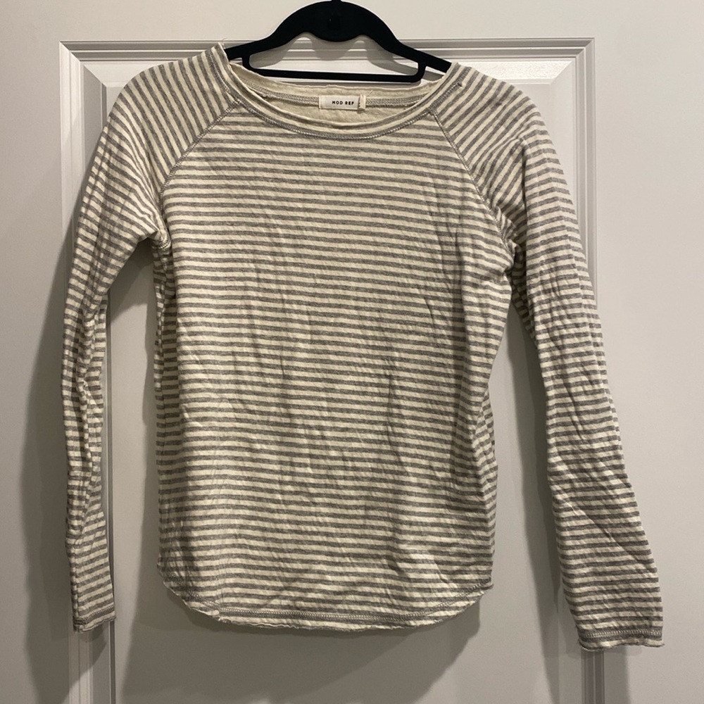 Mod Ref Grey Striped Top